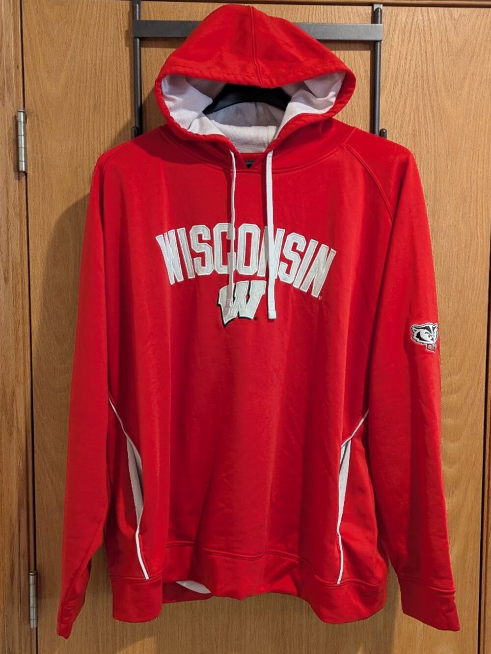 University of Wisconsin Badgers Arched Text "W" Logo Hoodie